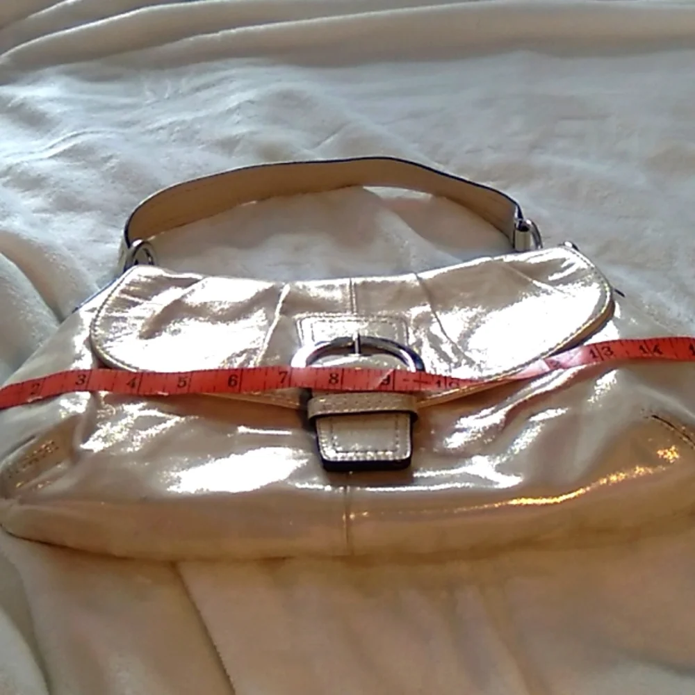 NWOT Coach bag in champagne 🍾! - Picture 6 of 8